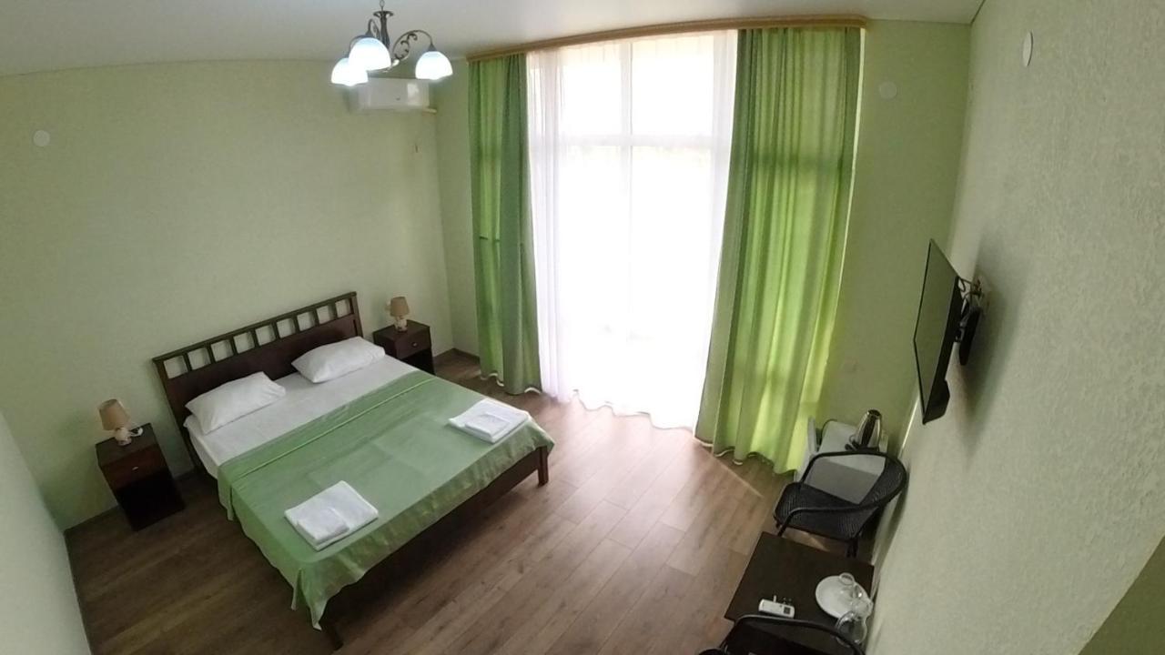 Sanzazila Hotel Gudauta Eksteriør billede